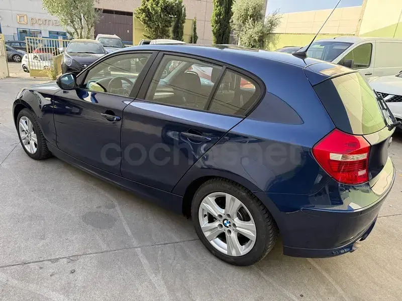 Usado BMW 116 Sport Line 136 CV (100 kW) 2011 Azul Utilitario