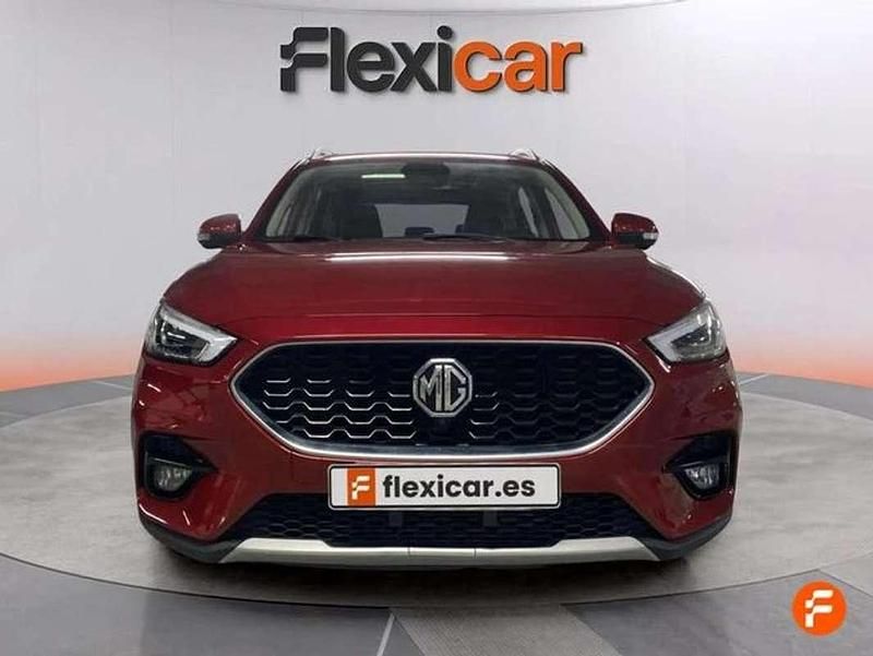 Usado MG ZS Luxury 106 CV (77 kW) 2023 Rojo SUV