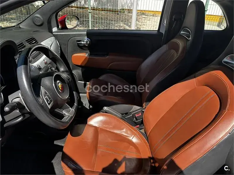 Usado Abarth 500C 140 CV (102 kW) 2012 Gris / plata Descapotable