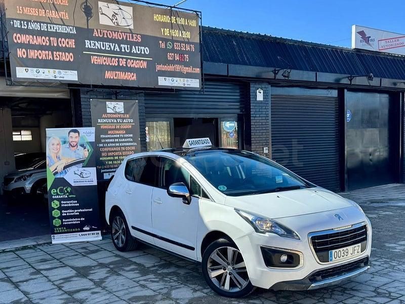 Usado Peugeot 3008 Allure 130 CV (95 kW) 2015 Blanco Familiar