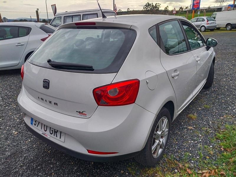 Usado Seat Ibiza Style 105 CV (77 kW) 2009 Blanco Berlina