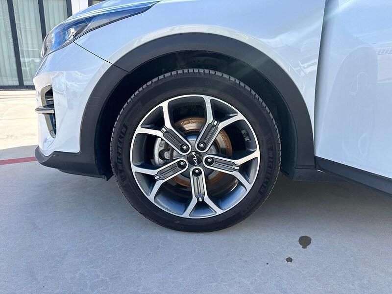 Usado Kia XCeed 120 CV (88 kW) 2021 Blanco SUV