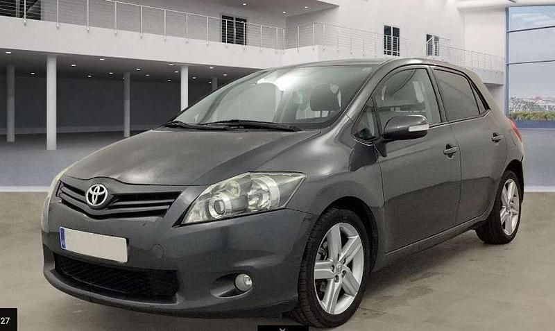 Gris Usado 2010 Toyota Auris Active Utilitario | 5900 € (Precio justo) - Imagen 1/4