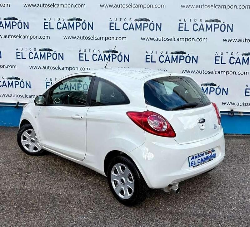 Usado Ford Ka S 69 CV (50 kW) 2014 Blanco Utilitario
