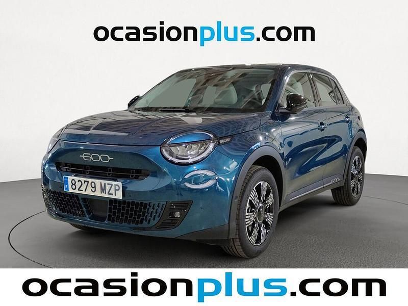 Azul Nuevo 2025 Fiat 600 SUV | 22.355 € (Precio justo) - Imagen 1/4