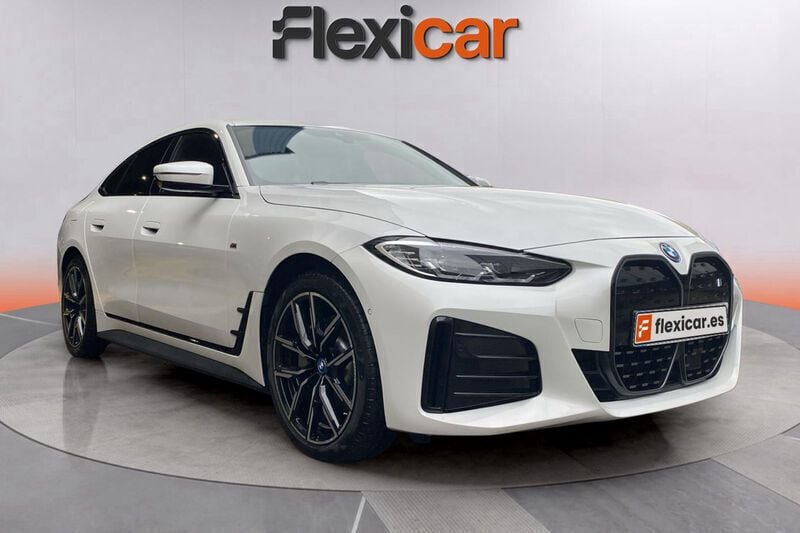 Blanco Usado 2023 BMW i4 Comfort Edition Berlina | 39.990 € (Buen precio) - Imagen 1/4
