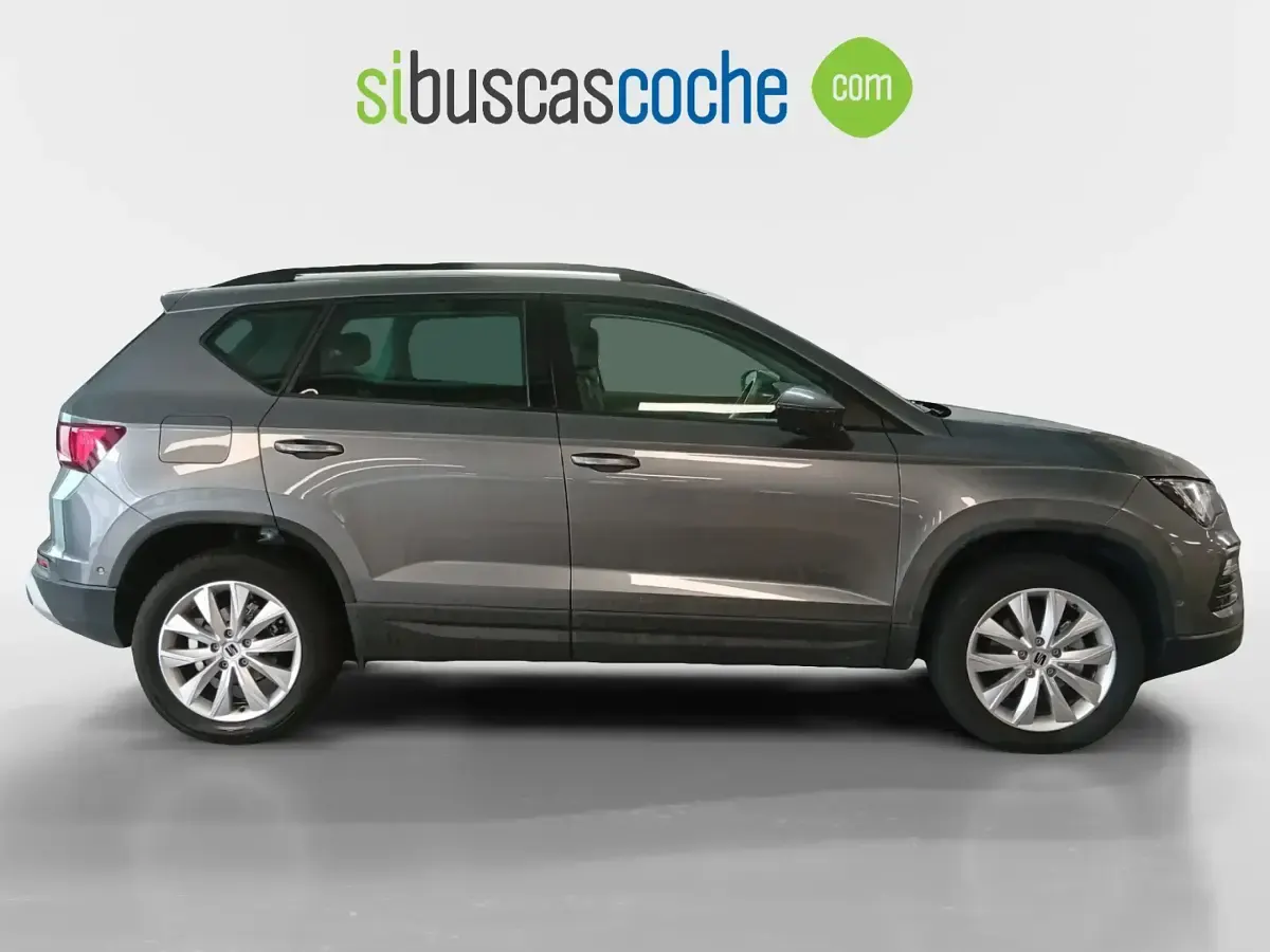 Usado Seat Ateca Style 150 CV (110 kW) 2025 Gris/plata SUV