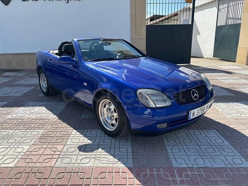 Usado Mercedes SLK200 136 CV (100 kW) 1999 Azul Descapotable