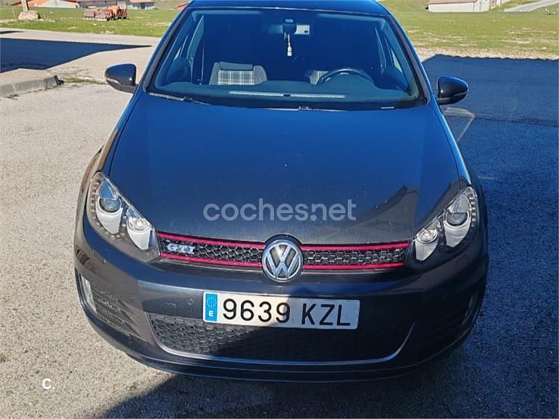 Gris / plata Usado 2011 VW Golf VI GTI Berlina | 15.900 € (Caro) - Imagen 1/4