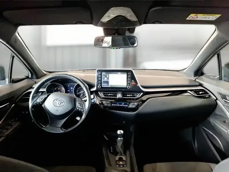 Usado Toyota C-HR Active 122 CV (89 kW) 2020 Gris SUV