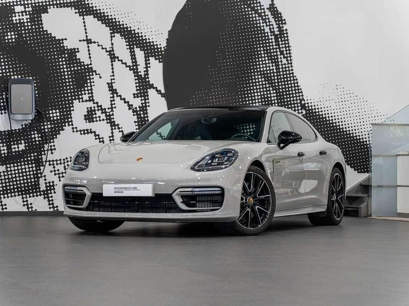 Beige Usado 2023 Porsche Panamera 4 Platinum Edition Berlina | 108.970 € (Caro) - Imagen 1/4