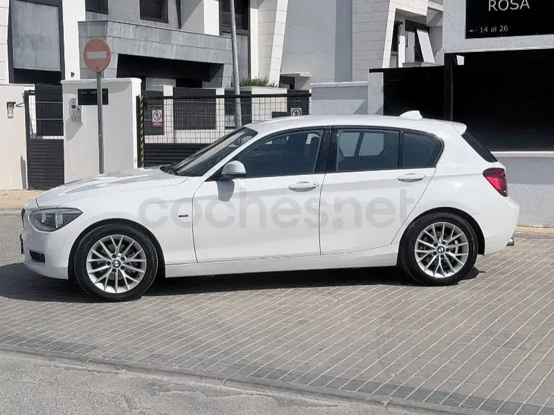 Usado BMW 116 136 CV (100 kW) 2011 Blanco Utilitario
