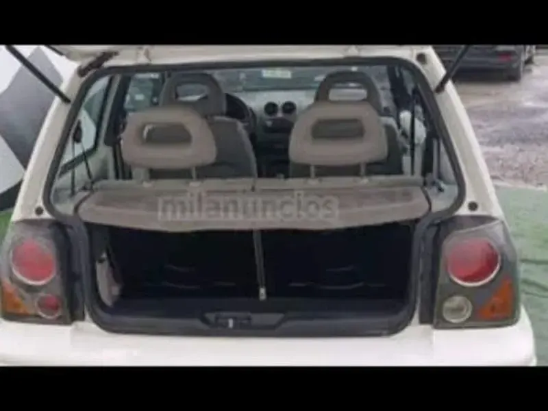 Usado Seat Arosa Stella 75 CV (55 kW) 2004 Blanco Utilitario