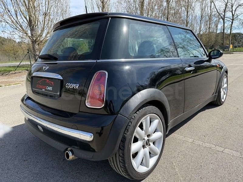 Usado Mini Cooper 115 CV (84 kW) 2003 Negro Utilitario