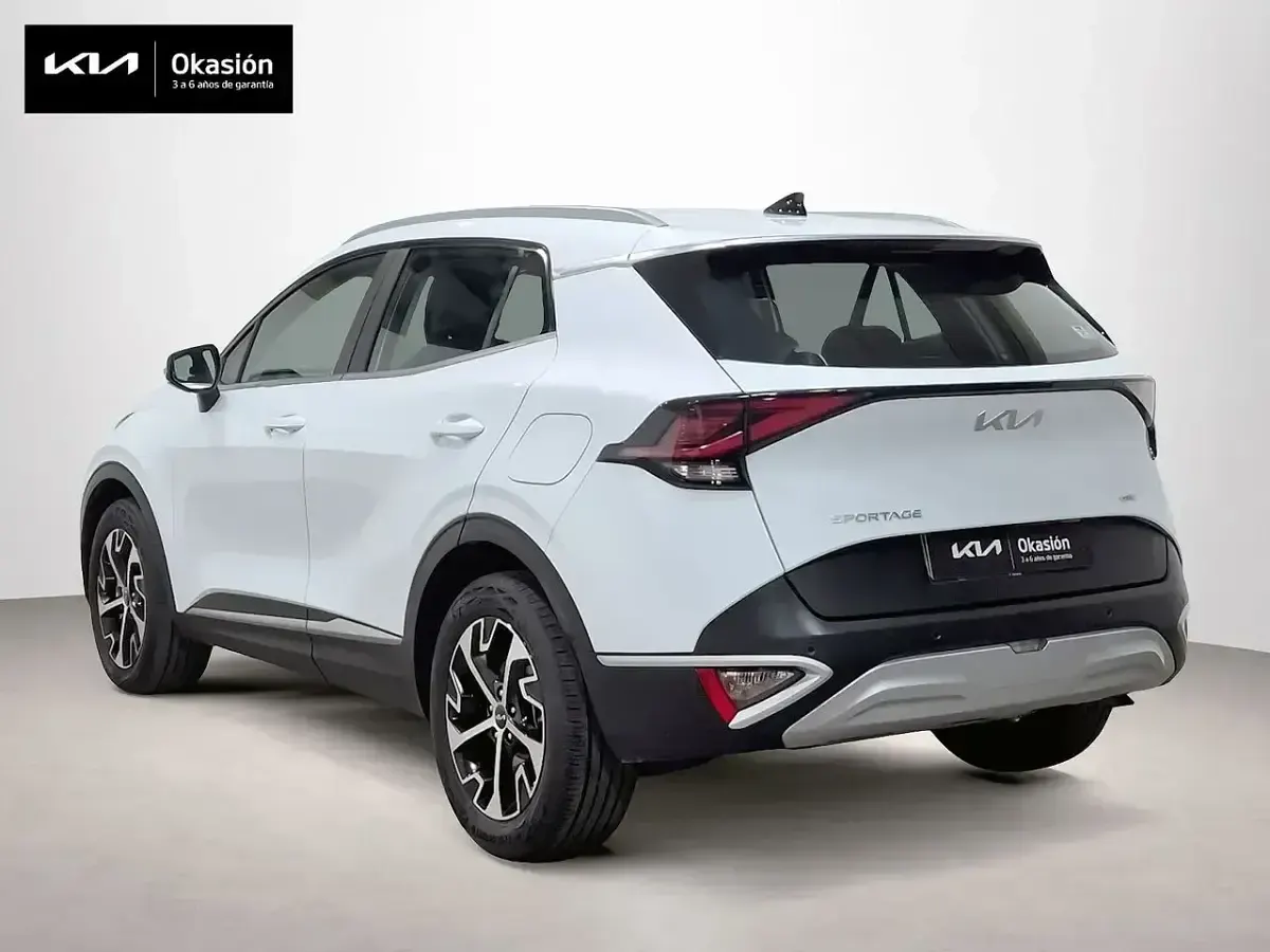 Usado Kia Sportage 230 CV (169 kW) 2022 Blanco SUV