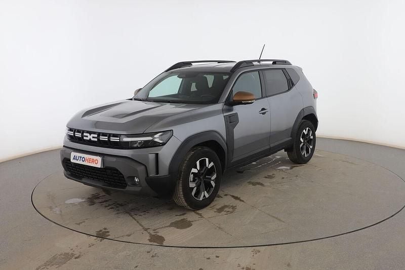 Gris Usado 2024 Dacia Duster Extreme SUV | 23.099 € (Caro) - Imagen 1/3