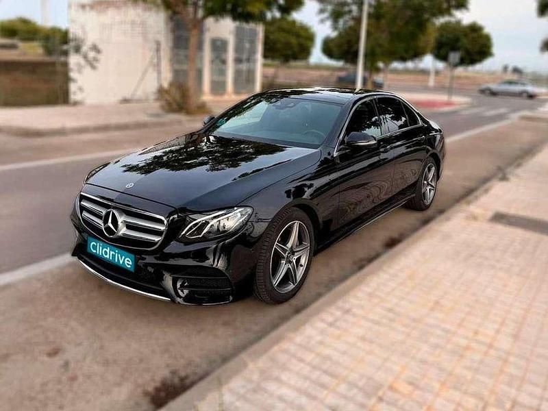 Usado Mercedes E220 194 CV (142 kW) 2019 Negro Berlina
