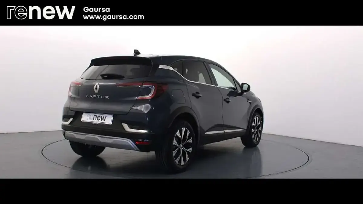 Usado Renault Captur Techno 140 CV (102 kW) 2023 Azul SUV