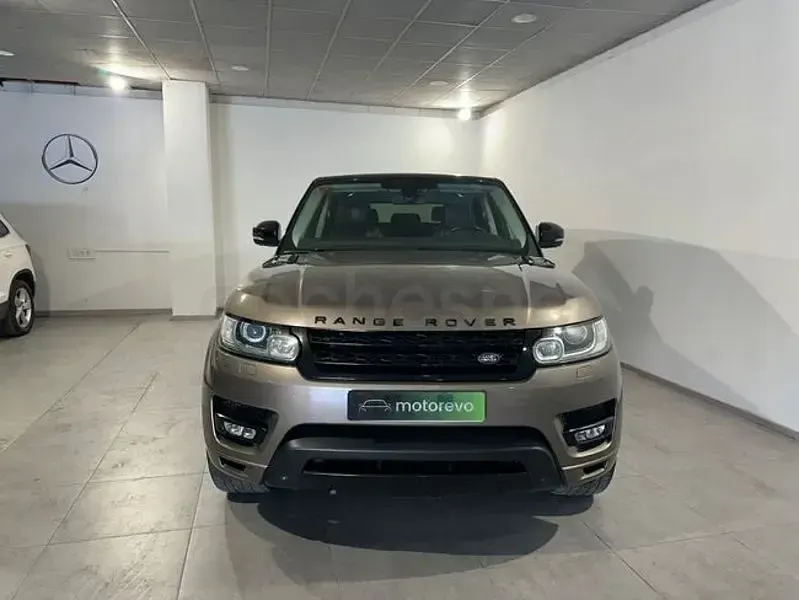 Usado Land Rover Range Rover HSE 339 CV (249 kW) 2015 Beige SUV