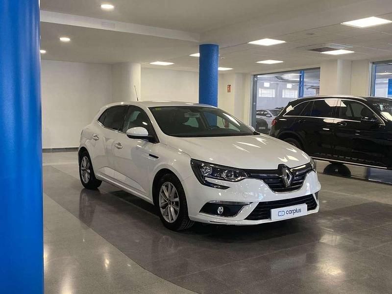 Usado Renault Mégane IV Life 90 CV (66 kW) 2017 Blanco Utilitario