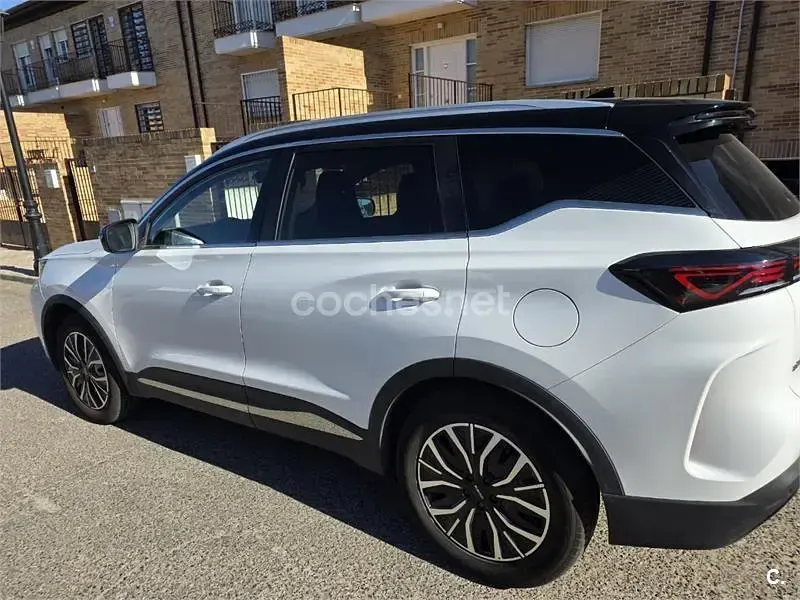 Usado Ebro s700 Luxury 347 CV (255 kW) 2025 Blanco SUV