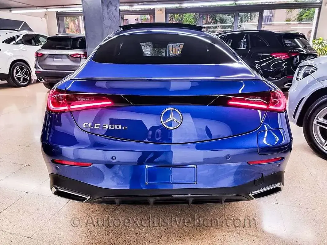 Usado Mercedes CLE300 313 CV (230 kW) 2025 Azul Coupe