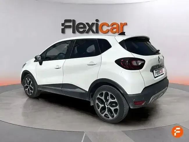 Usado Renault Captur Zen 130 CV (95 kW) 2019 Blanco SUV
