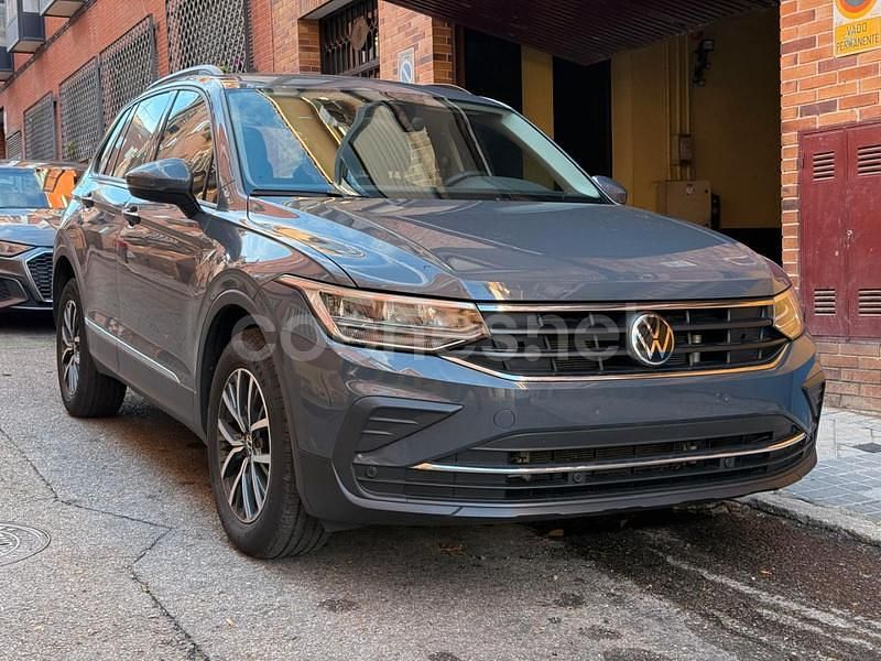 Usado VW Tiguan Life 245 CV (180 kW) 2022 Negro SUV