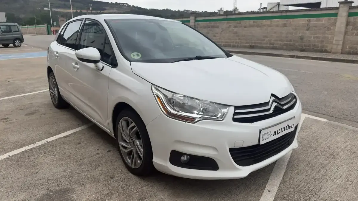 Usado Citroën C4 92 CV (67 kW) 2012 Blanco