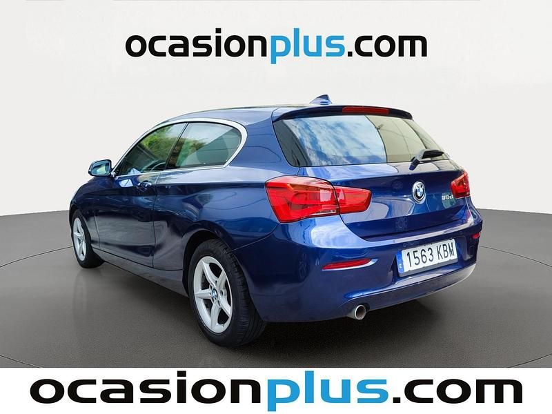 Usado BMW 118 150 CV (110 kW) 2017 Azul Utilitario