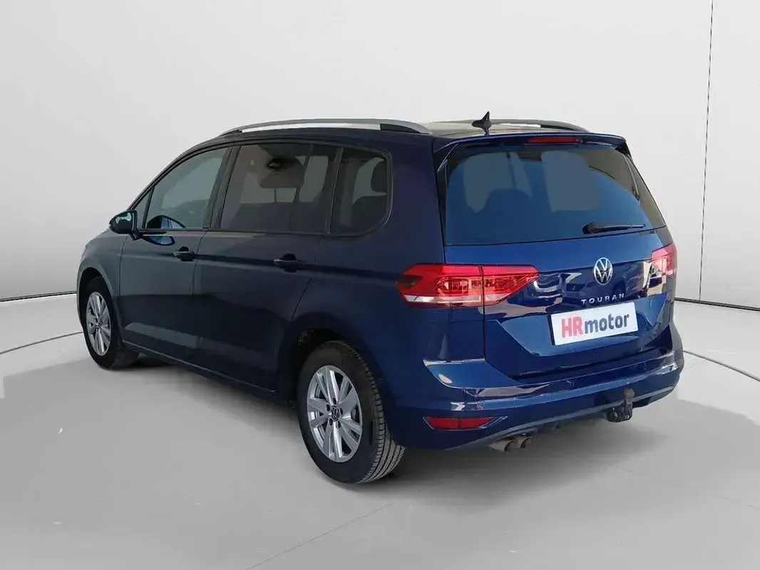 Usado VW Touran Advance 150 CV (110 kW) 2022 Azul Monovolumen