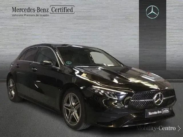 Usado Mercedes A200 150 CV (110 kW) 2024 Negro noche Berlina