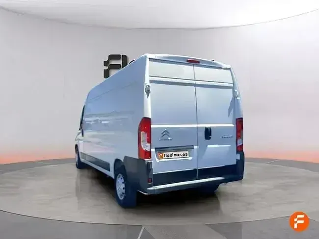 Usado Citroën Jumper 140 CV (102 kW) 2022 Blanco Monovolumen