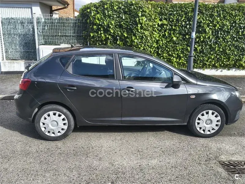 Käytetty Seat Ibiza Style 85 HP (62 kW) 2008 Musta Sedan