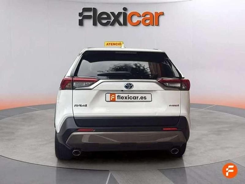 Usado Toyota RAV4 Hybrid Advance 218 CV (160 kW) 2021 Blanco SUV