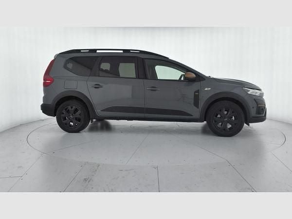 Usado Dacia Jogger Extreme 140 CV (102 kW) 2024 Gris Monovolumen