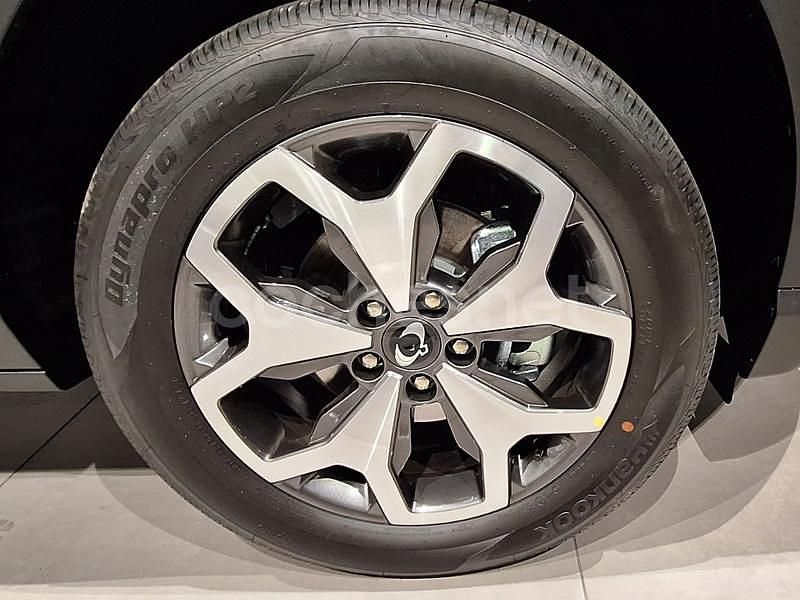 Usado Ssangyong (KGM) Torres 163 CV (119 kW) 2024 Gris / plata SUV