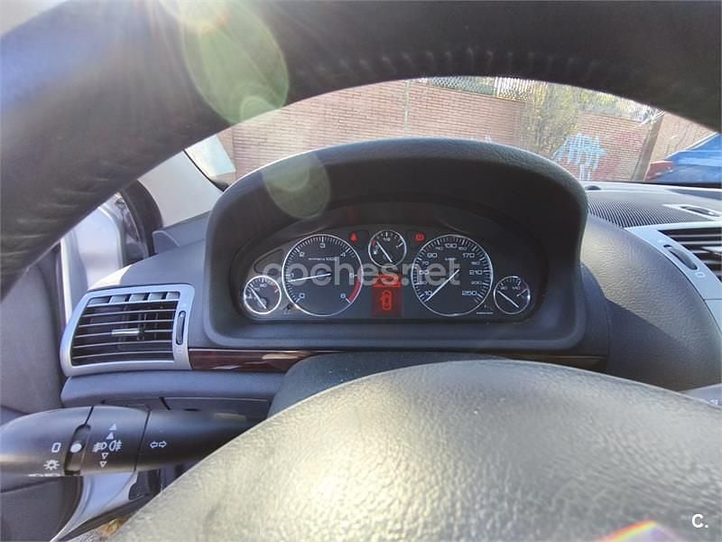 Usado Peugeot 407 136 CV (100 kW) 2008 Gris / plata Familiar
