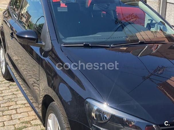 Negro Usado 2015 VW Polo Advance Berlina | 10.500 € (Precio justo) - Imagen 1/2