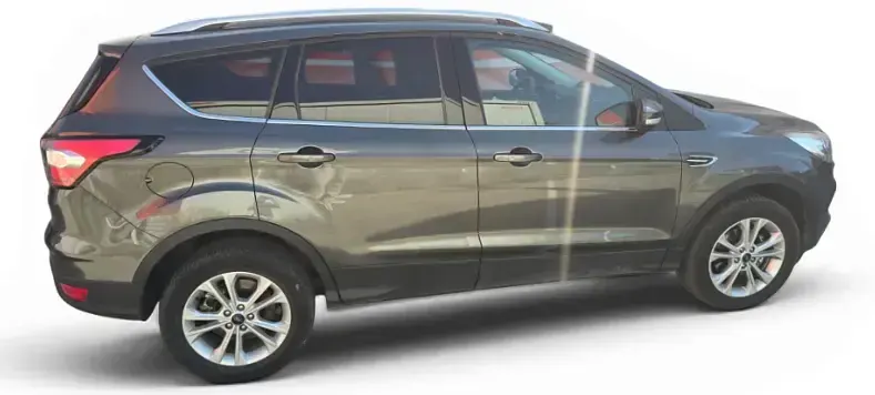 Usado Ford Kuga Titanium 150 CV (110 kW) 2019 Gris SUV