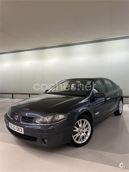 Gris / plata Usado 2005 Renault Laguna II Privilege Berlina | 3800 € (Precio justo) - Imagen 1/4