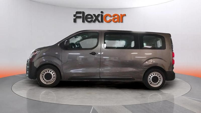 Usado Toyota Proace Verso Advance 120 CV (88 kW) 2022 Gris Familiar
