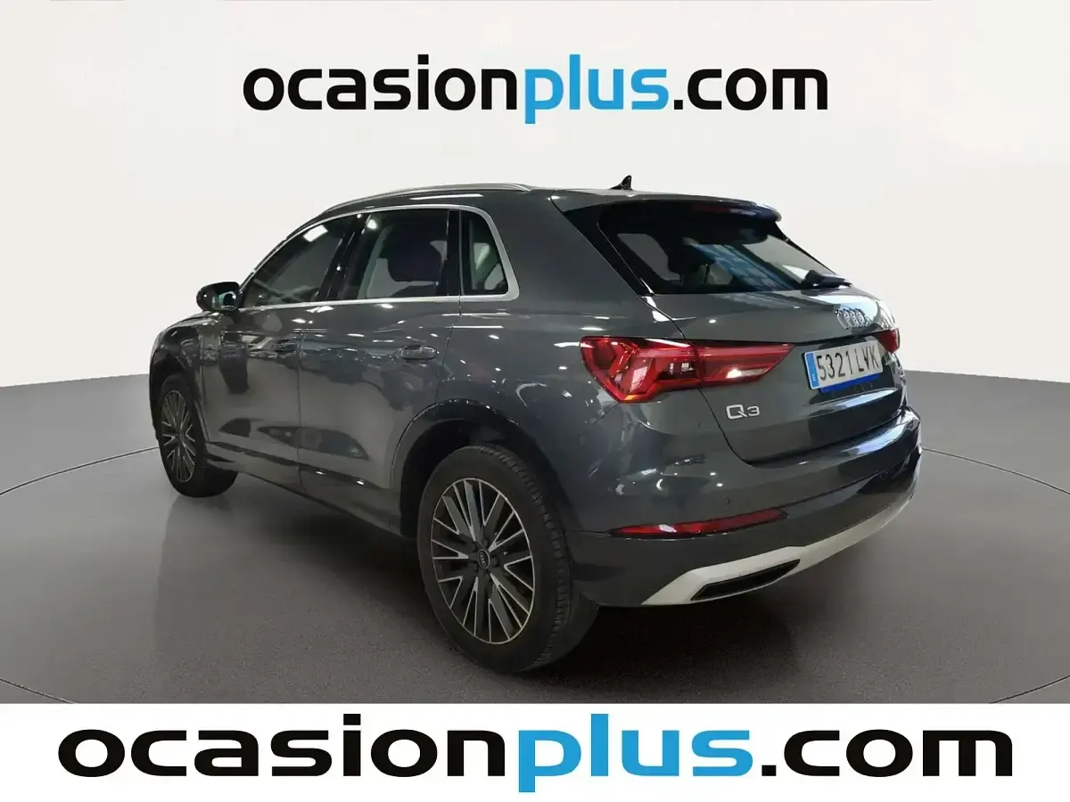 Begagnad Audi Q3 Advanced Plus 150 HK (110 kW) 2021 Grå SUV