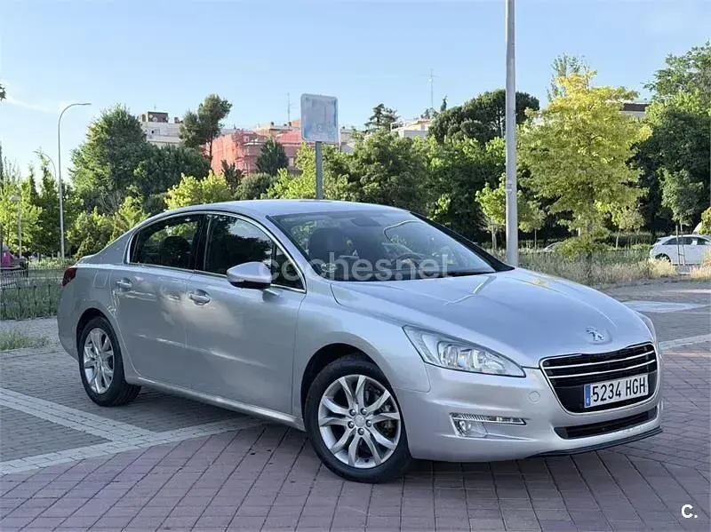Usado Peugeot 508 Allure 140 CV (102 kW) 2012 Gris / plata Berlina
