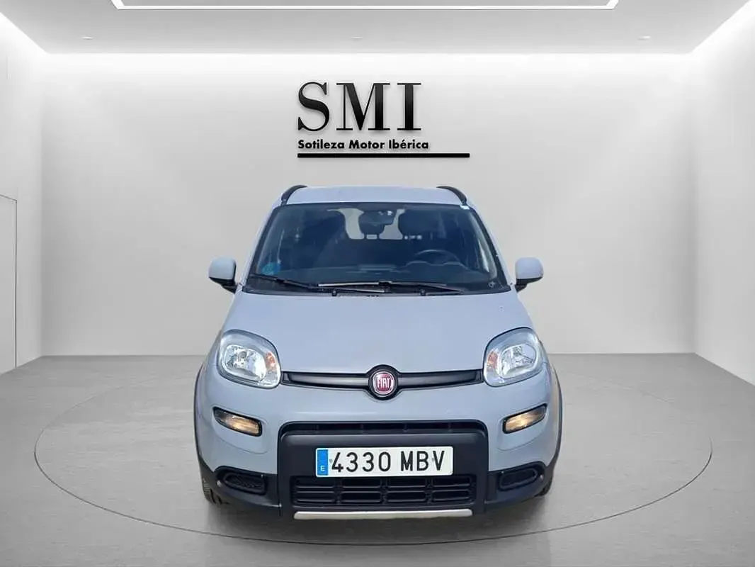 Usado Fiat Panda 69 CV (50 kW) 2022 Gris Utilitario