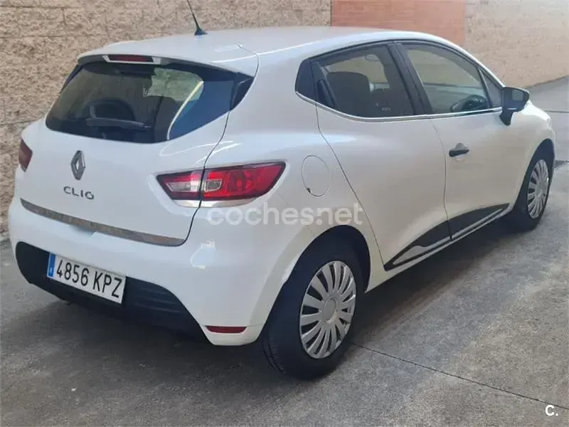 Usado Renault Clio IV Life 75 CV (55 kW) 2018 Blanco Berlina
