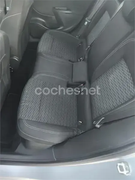 Usado Opel Astra Selective 110 CV (80 kW) 2019 Gris / plata Familiar