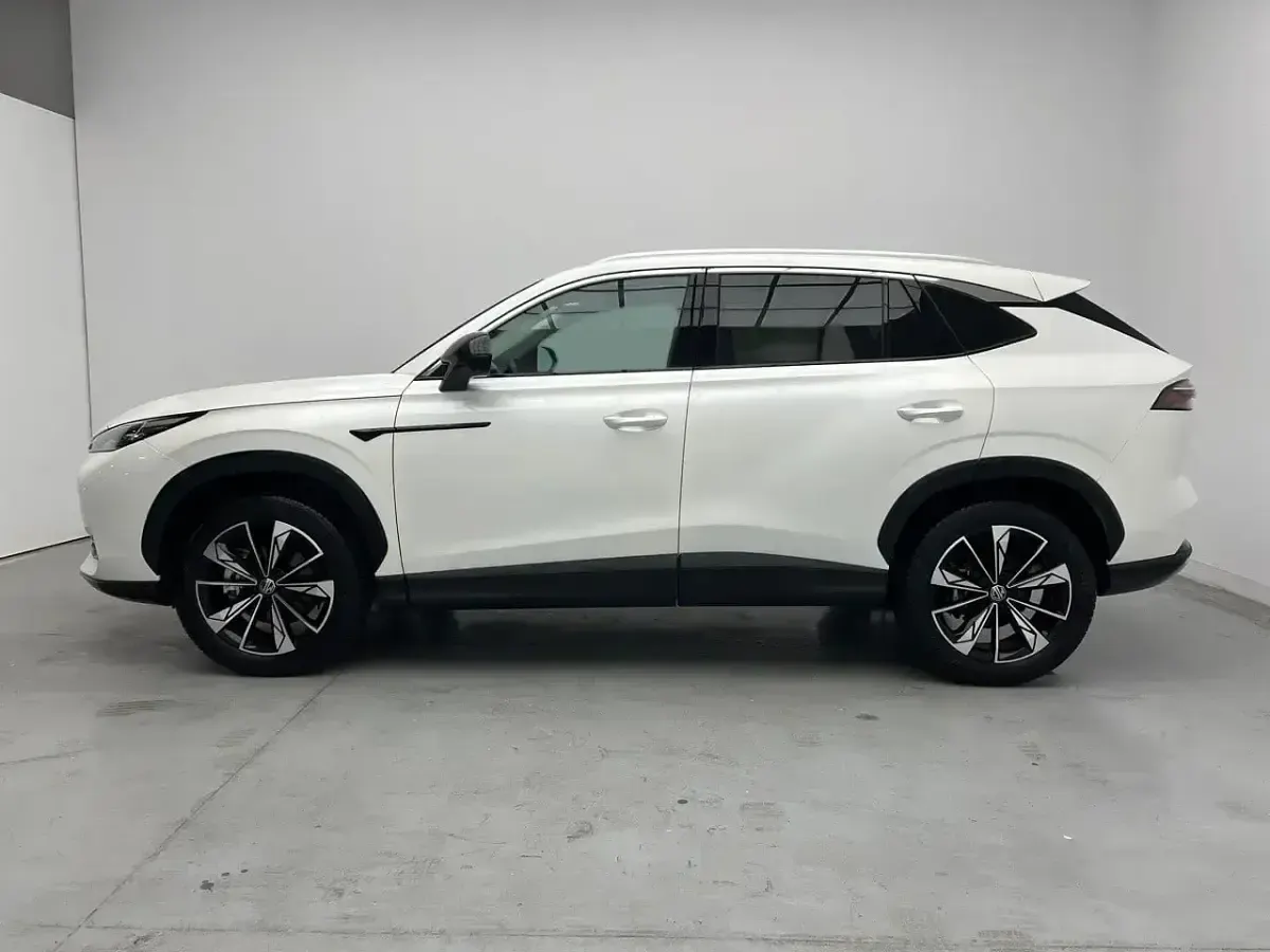 Usado MG HS Comfort 170 CV (125 kW) 2025 Blanco SUV
