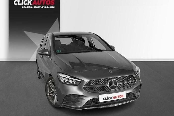 Usado Mercedes 200 AMG Line Premium 150 CV (110 kW) 2023