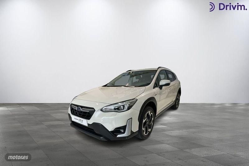 Blanco Usado 2022 Subaru XV SUV | 27.900 € (Un poco caro) - Imagen 1/4